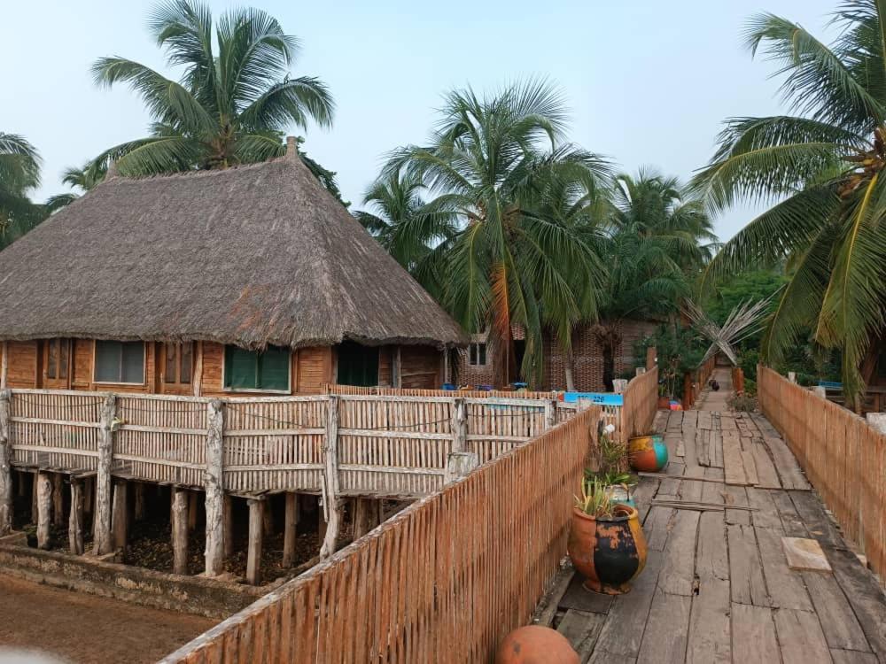 Hotel Restaurant Chez Theo Bopa Luaran gambar